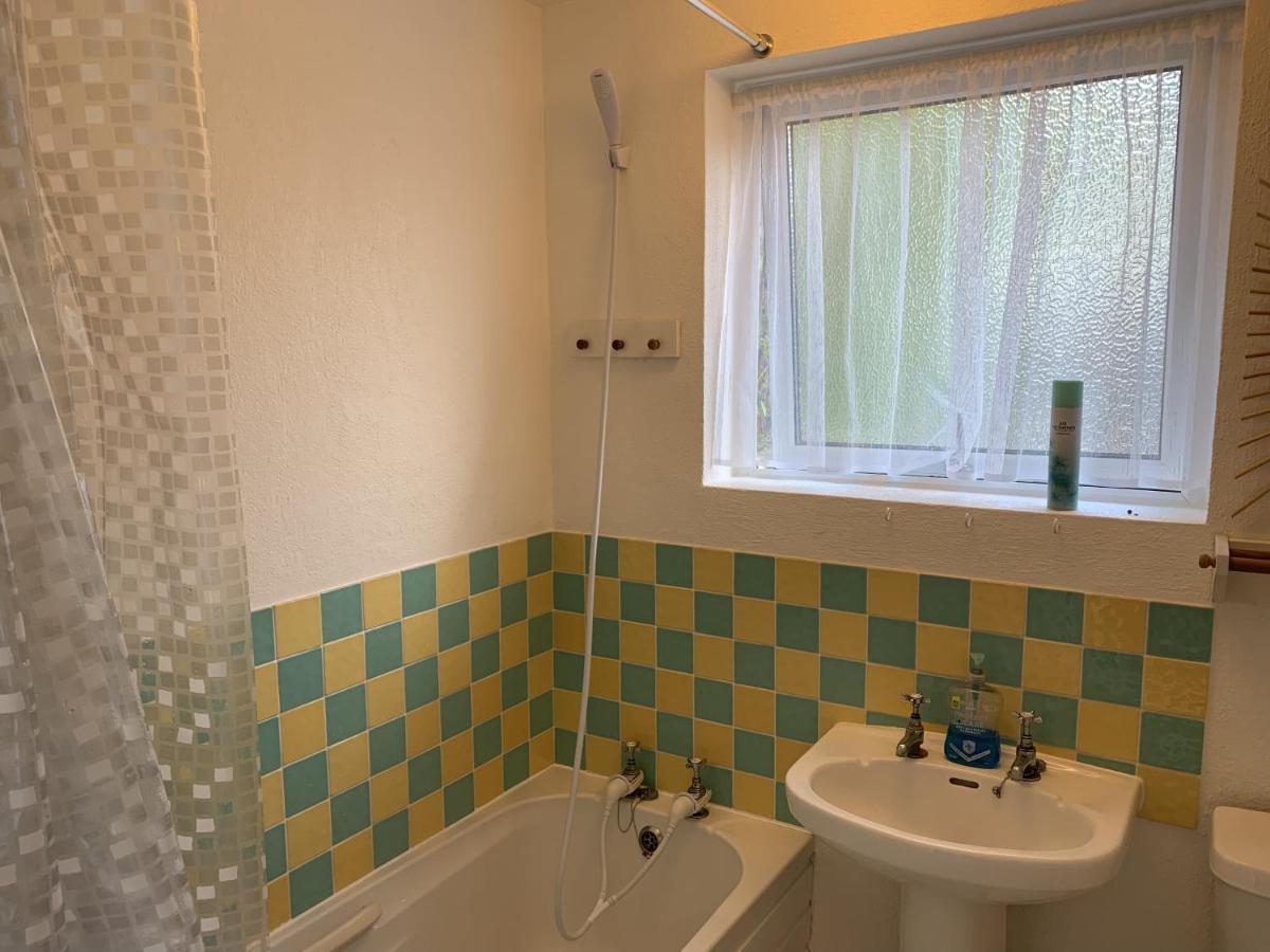 O'Reilly'S Holiday House Bath Extérieur photo