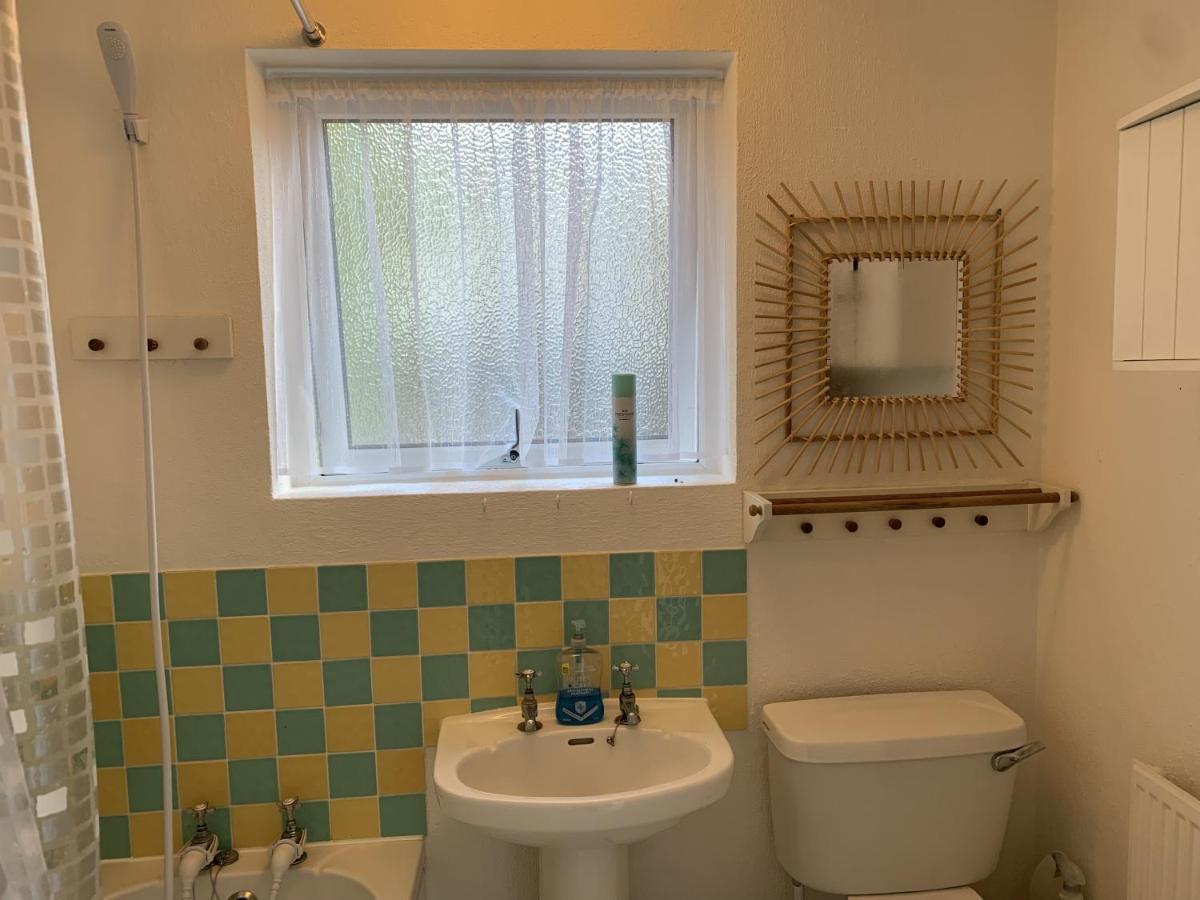 O'Reilly'S Holiday House Bath Extérieur photo
